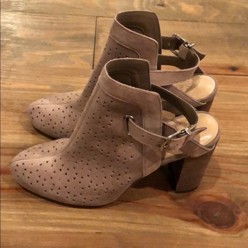 Women’s Crown and Ivy Booties